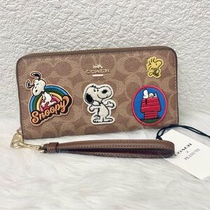Coach X Peanuts Long Zip Around Wallet In Signature Canvas With Patches CBM91
